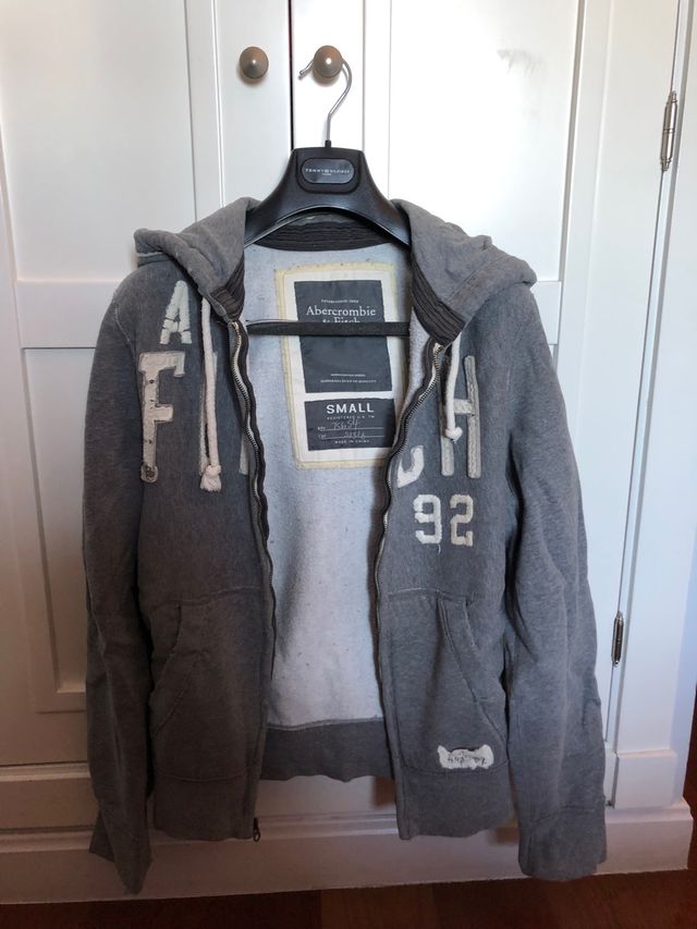 Sudadera Abercrombie & Fitch