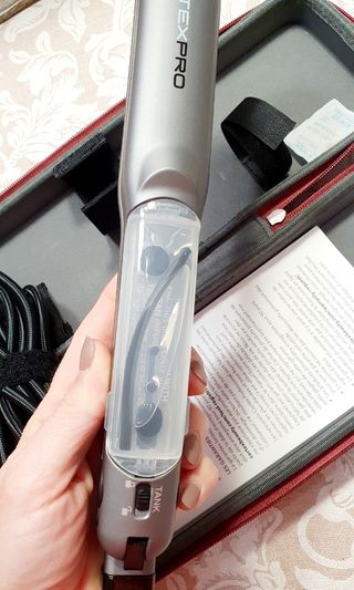 Plancha profesional CORTEX PRO de segunda mano por 200 EUR en Cerdanyola  del Vallès en WALLAPOP