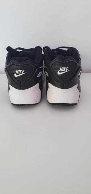 Nike air max 90 (TD) talla 26 EU\\/ 9c US de segunda mano por 30 EUR en  Elche en WALLAPOP