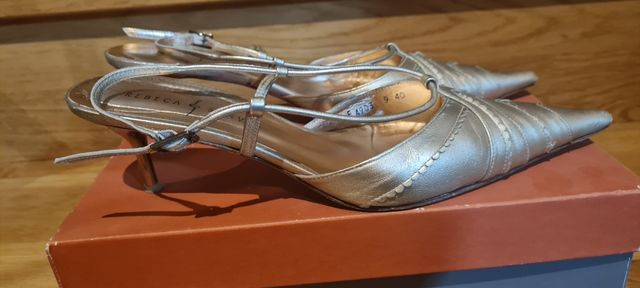 Zapato destalonado Rebeca Sanver