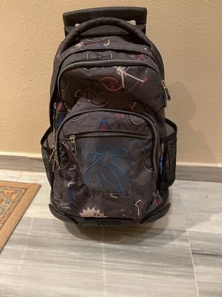 Mochila Totto de segunda mano en Cádiz en WALLAPOP