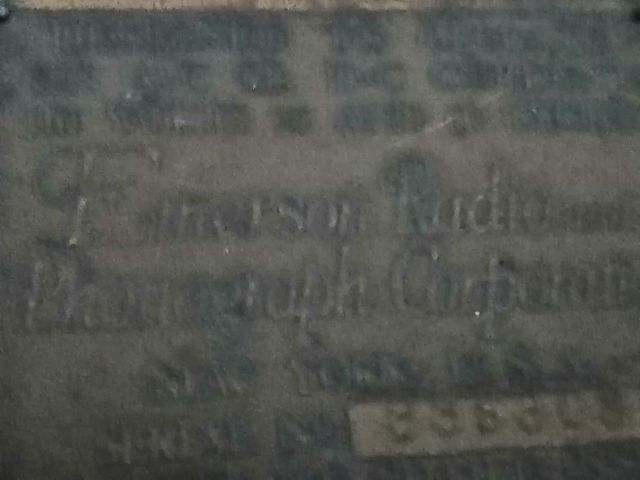 Radio Emerson ,350 AW,del 1932 original