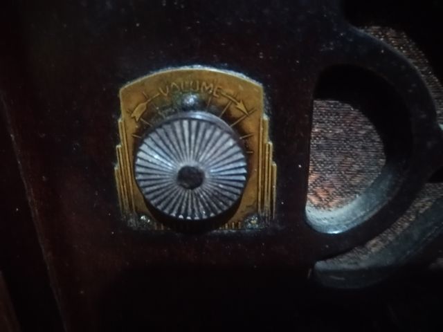 Radio Emerson ,350 AW,del 1932 original