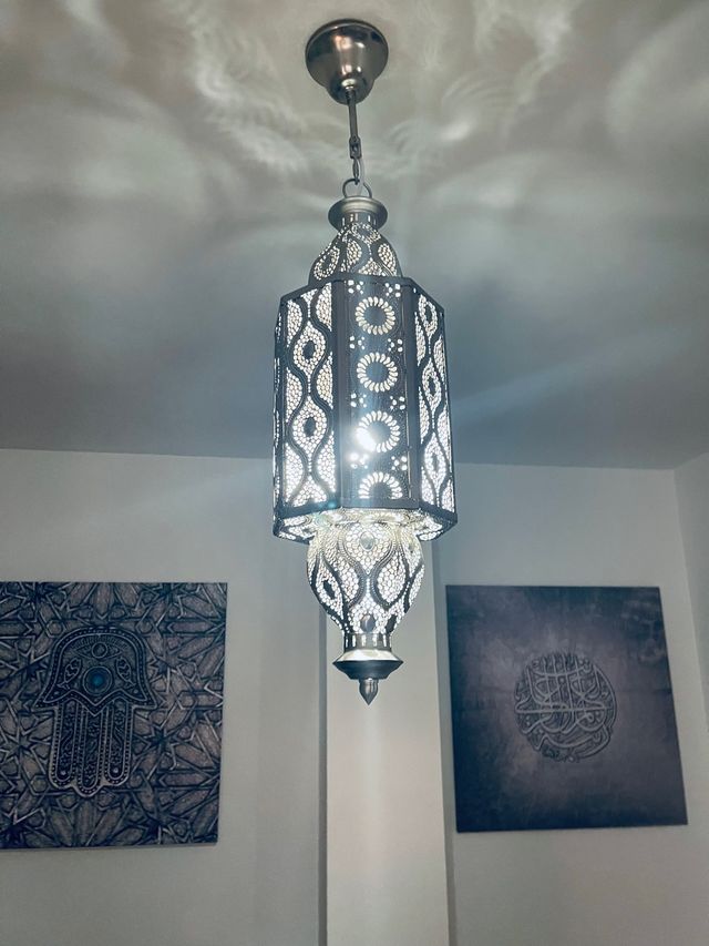 Lámpara estilo arabe plateada 