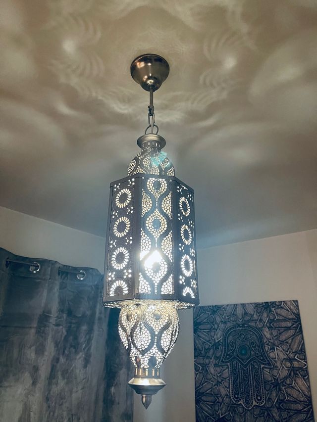 Lámpara estilo arabe plateada 