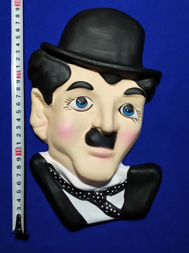 BUSTO CHARLES CHAPLIN