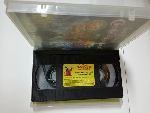 VHS Blancanieves y los 7 enanitos 1938
