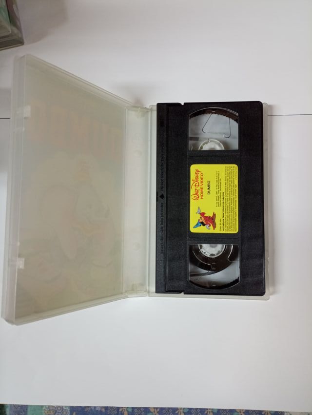 VHS de Dumbo, clásico de Disney 1941
