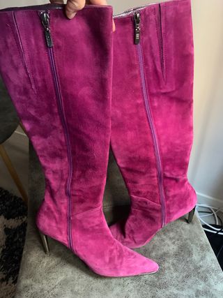 Botas altas Pedro de hierro de segunda mano por 15 EUR en Madrid en WALLAPOP