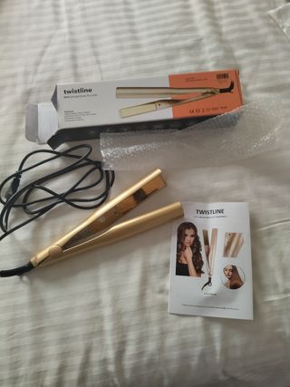 Plancha pelo twistline de segunda mano por 15 EUR en La Fuensanta en  WALLAPOP