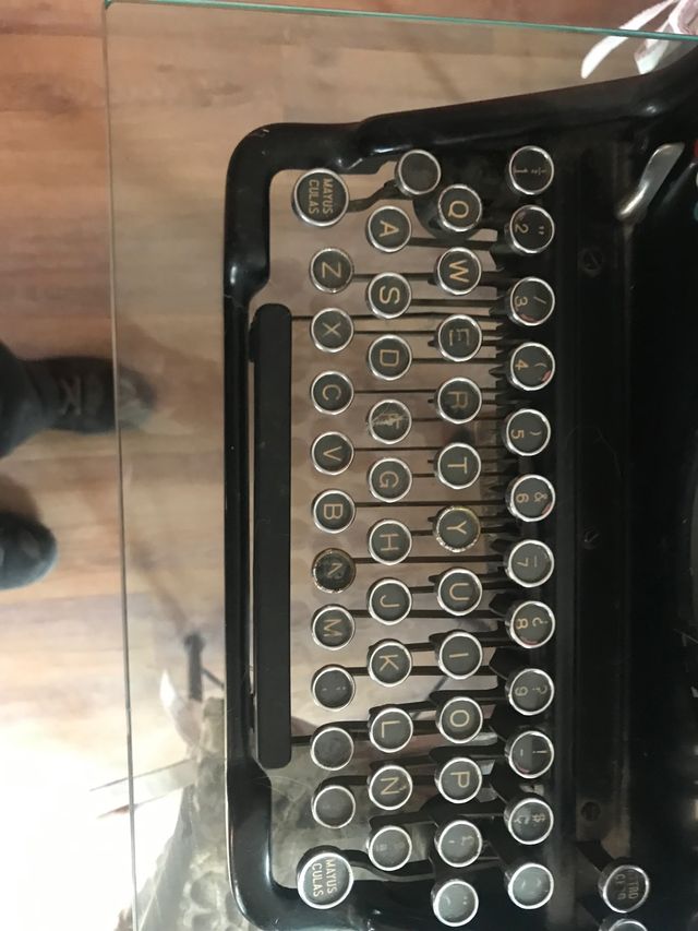 Máquina de escribir antigua