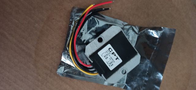 Regolatore di corrente