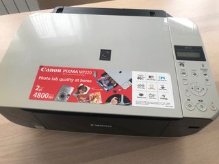 Impresora multifunción Canon PIXMA MP220 de segunda mano por 27 EUR en  Mérida en WALLAPOP