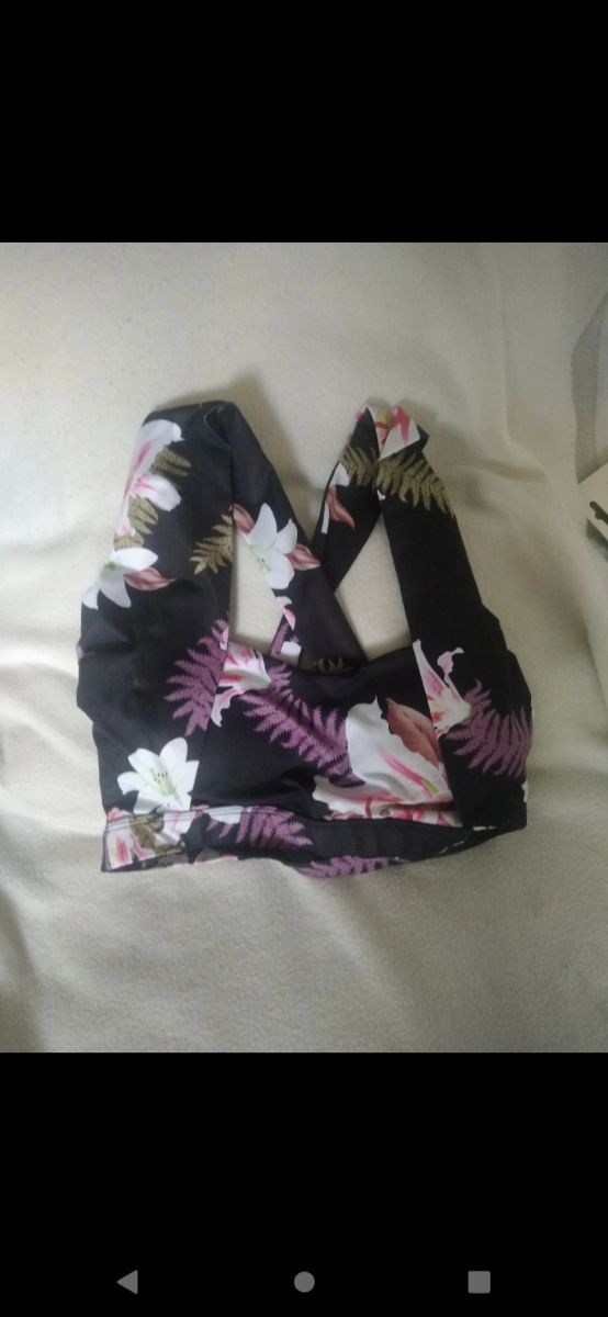 top sportivo fiorato