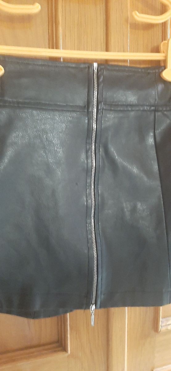 falda símil piel fórmula joven