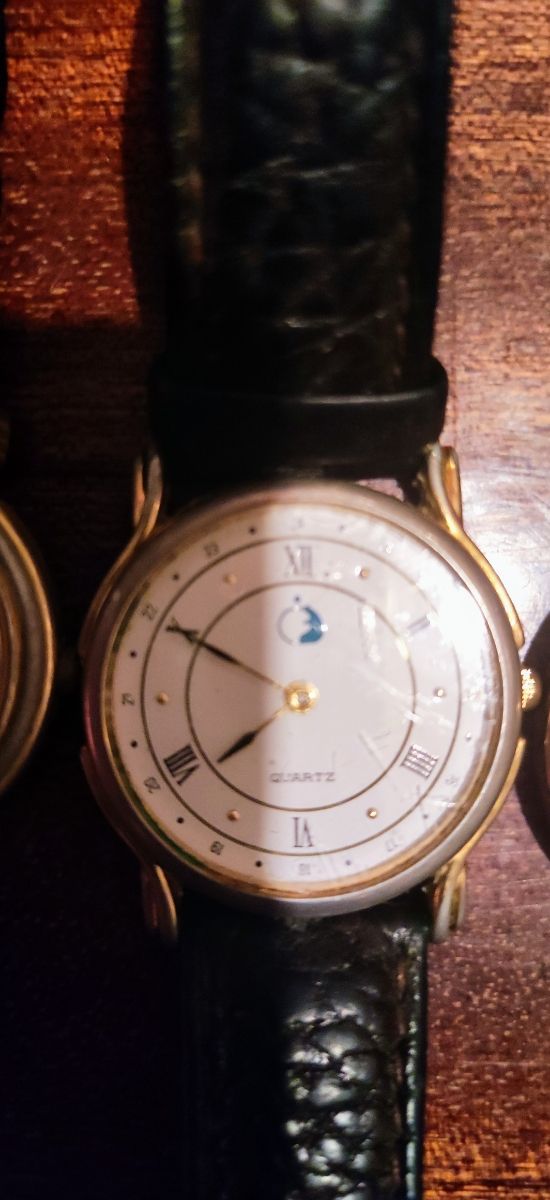relojes vintage bastante usados