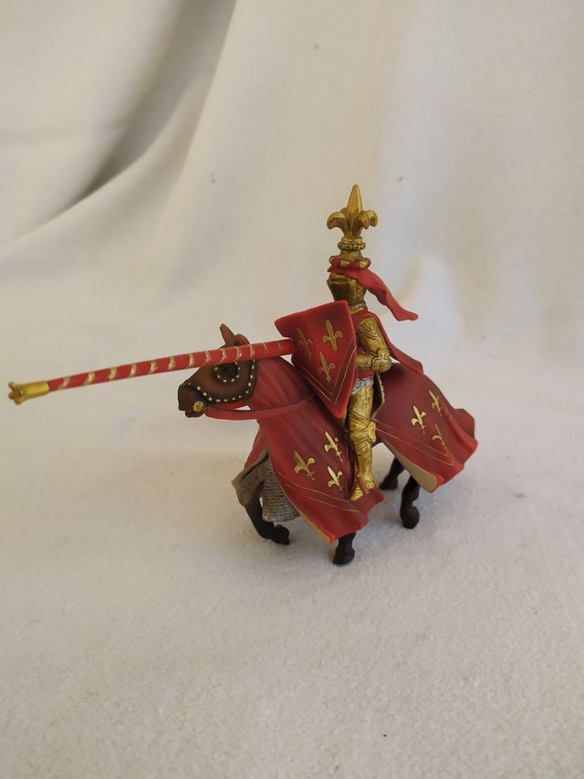 figura caballero torneo flor de lis schleich PVC
