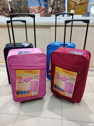 Maletas low cost plegables de segunda mano por 19,95 EUR en Madrid en  WALLAPOP