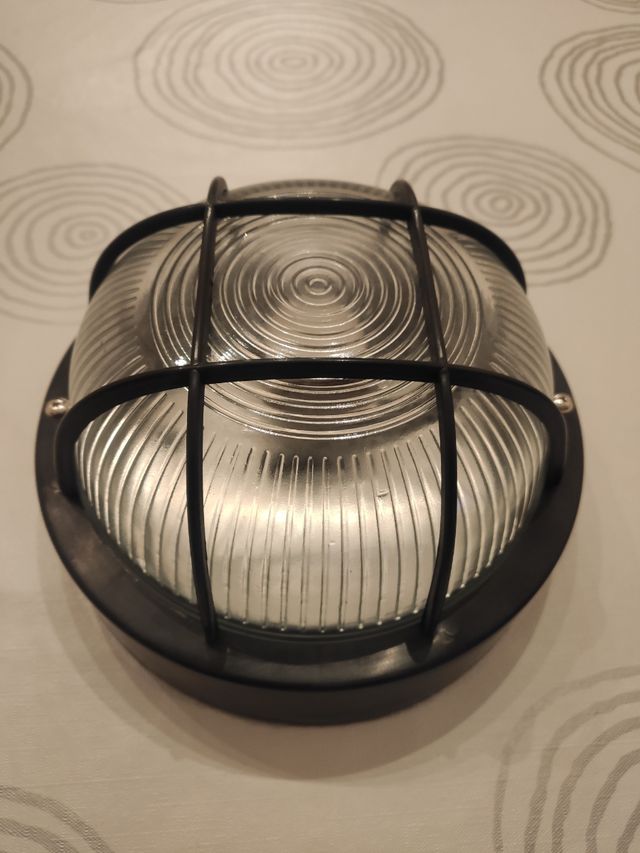 LUZ REDONDA PARA EXTERIORES