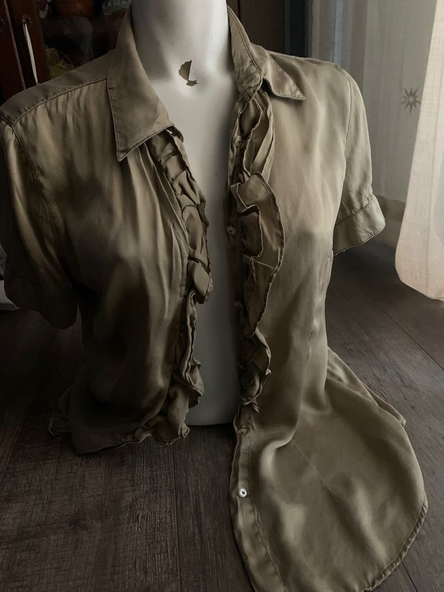 Camisa de raso preciosa