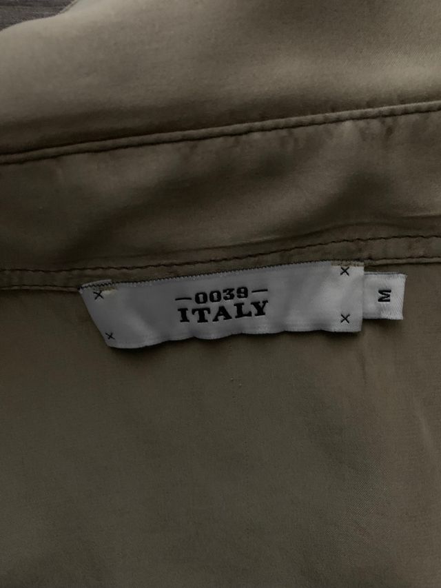 Camisa de raso preciosa