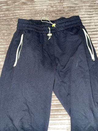 Pantalón de Chándal con Bolsillo de Ojal y Cordón | Tezenis
