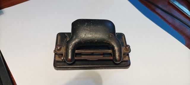 Taladradora antigua años 50