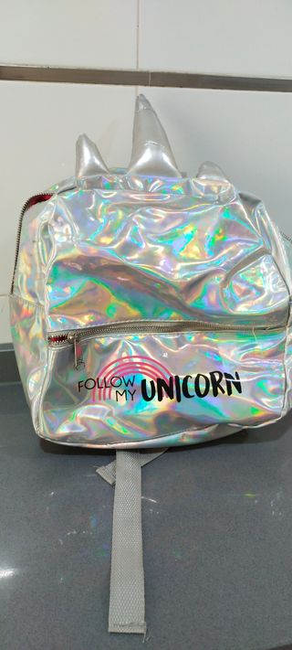 Mochila unicornio pequeña de segunda mano por 12 EUR en Getafe en WALLAPOP
