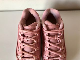 Fila Hometown rosa de segunda mano por 15 EUR en Don Benito en WALLAPOP