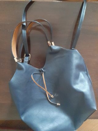 Bolso Reversible Parfois de segunda mano por 12 EUR en Salamanca en WALLAPOP