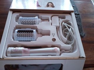 CEPILLO SECADOR GIRATORIO ROWENTA de segunda mano por 30 EUR en Cuenca en  WALLAPOP