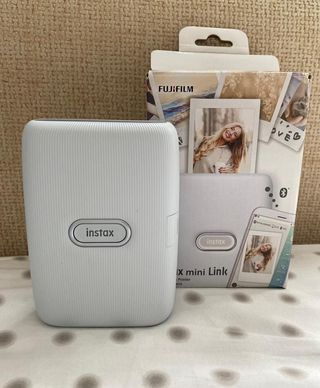 Impresora fotografica. Fujifilm instax mini. Blanc de segunda mano por 80  EUR en San Andres en WALLAPOP