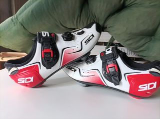 Zapatillas Sidi kaos blanco mate de segunda mano por 100 EUR en Sada en  WALLAPOP
