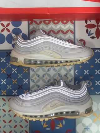 Nike Air Max 97 Reflective blanco 37,5 de segunda mano por 69 EUR en  Vila-Seca en WALLAPOP