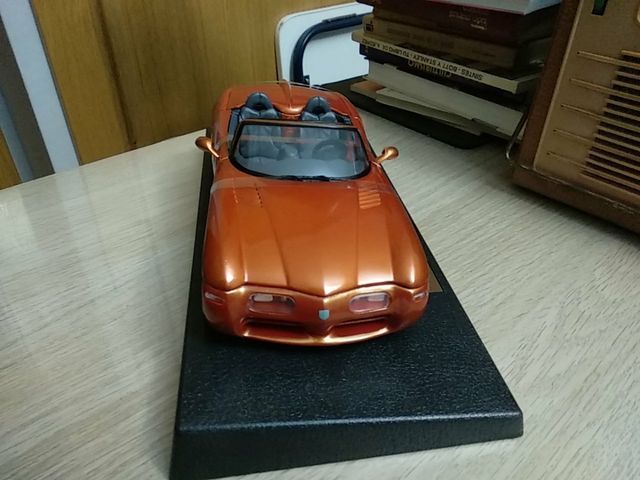 Dodge Concept vehicle. 1/18 Maisto