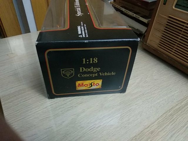 Dodge Concept vehicle. 1/18 Maisto