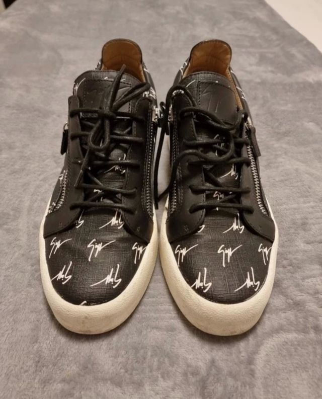 Zapatillas giuseppe Zanotti negras talla 43