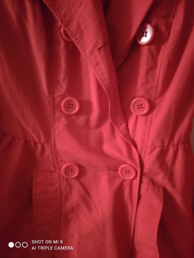 Gabardina Roja de Atmosphere