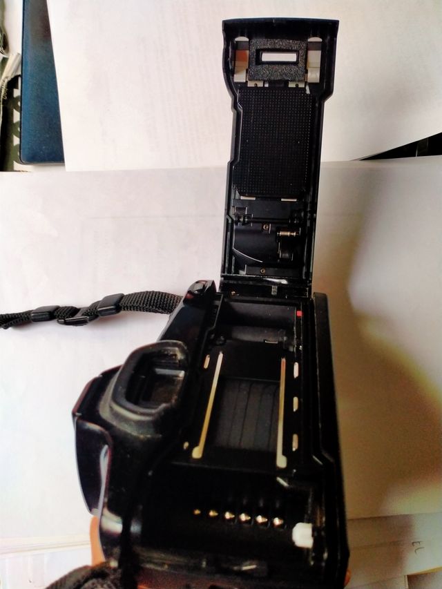 Cámara Minolta Dynax 5000i y Zoom 70-210mm Vivitar