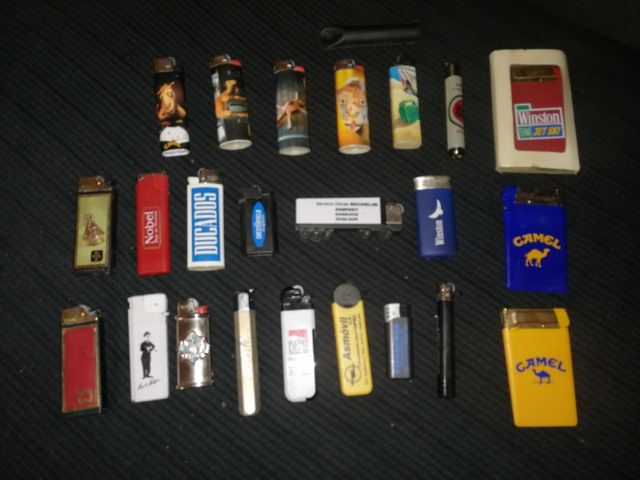 Mecheros varios modelos.