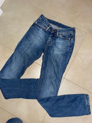 Pantalón mujer de Pepe Jeans talla 34 de segunda mano por 5 EUR en Santa  Pola en WALLAPOP