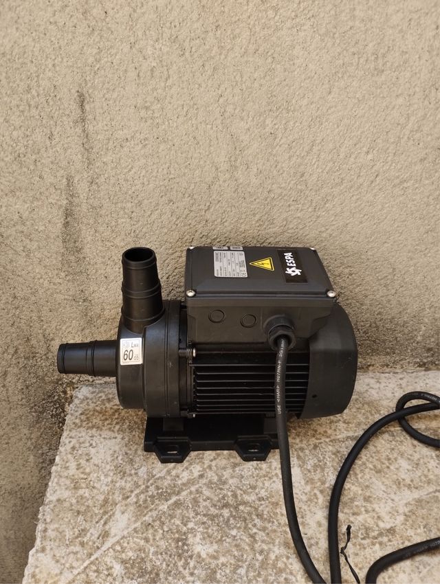 motor de agua 
bomba de agua