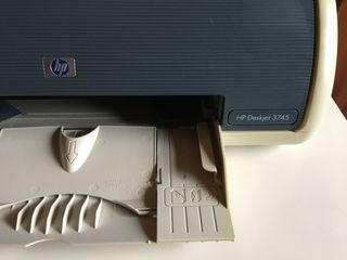Impresora HP Deskjet 3745 de segunda mano por 15 EUR en A Coruña en WALLAPOP
