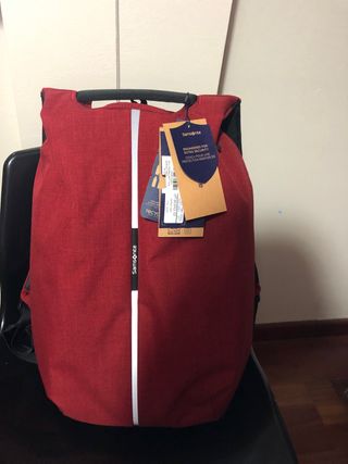 Mochila securipak samsonite antirrobo de segunda mano por 90 EUR en  Negreira en WALLAPOP