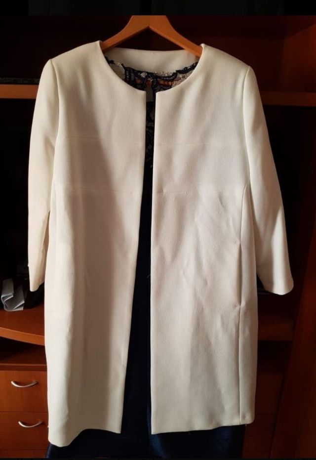 chaqueta blanca señora