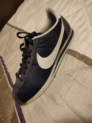 Zapatillas Nike Cortez talla 42 de segunda mano por 30 EUR en Madrid en  WALLAPOP