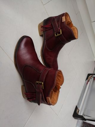 Botines burdeos Pikolinos 39 de segunda mano por 40 EUR en Leganés en  WALLAPOP