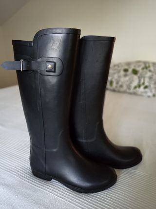 Botas de agua mujer Anna Field de segunda mano por 10 EUR en Puerto de Vega  en WALLAPOP