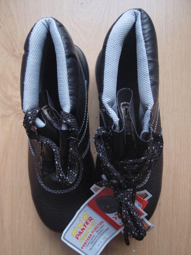 Botas de seguridad Panter S2 SRC T.37