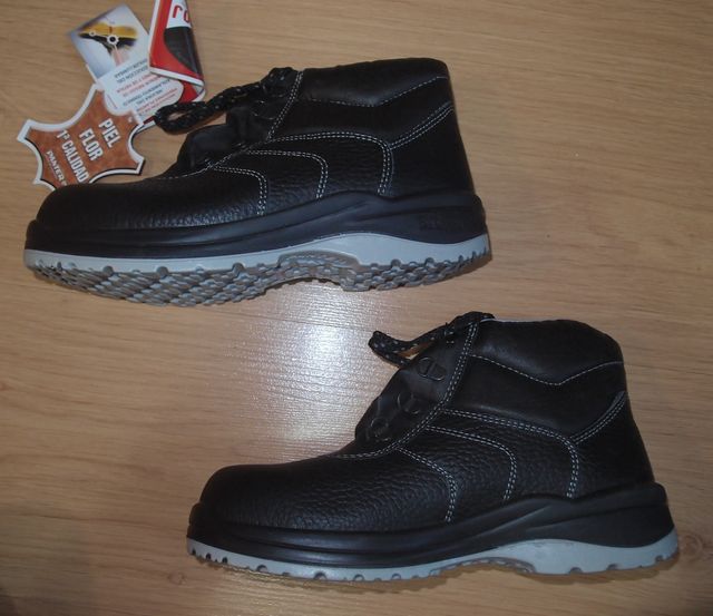 Botas de seguridad Panter S2 SRC T.37